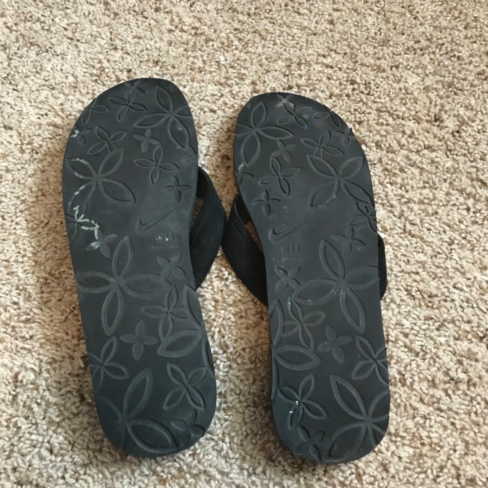 Nike flip flops - Picture 3 of 5